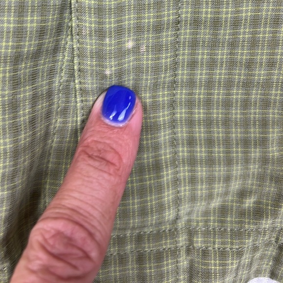 The North Face Men’s Large Button Front Micro Checkered Short Sleeve Shirt - Picture 11 of 11